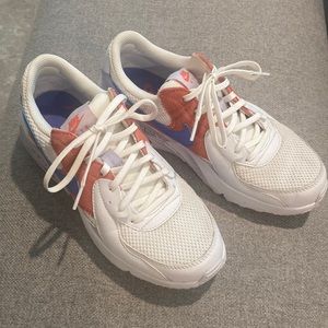 Women’s Nike air max